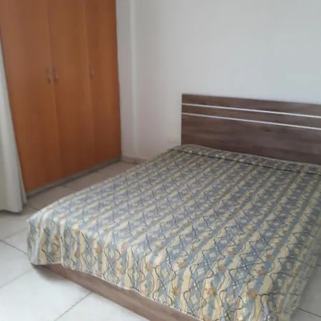 One Bedroom Lägenhet *